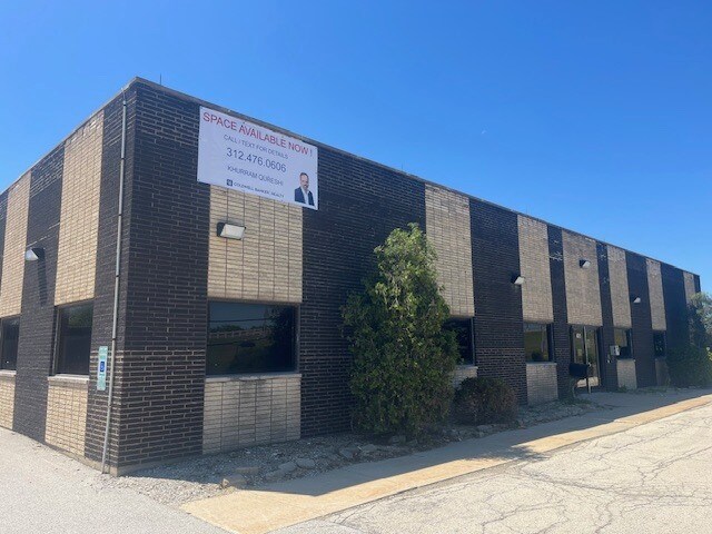 More Photos Of 7459 W 79th St, Bridgeview Warehouse For Lease