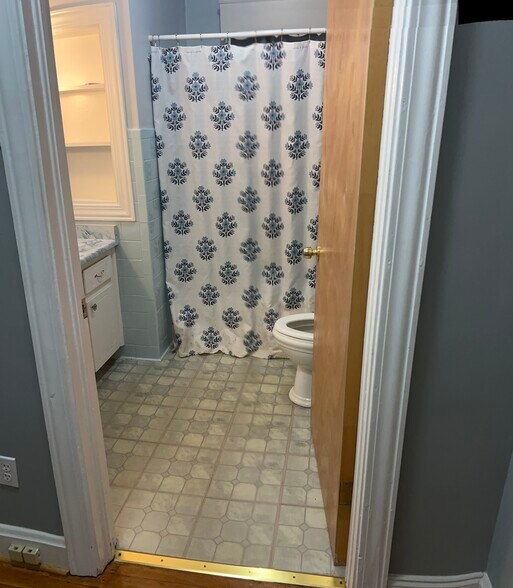 More Photos Of 1934 N Pleasantburg Dr, Greenville Medical For Lease