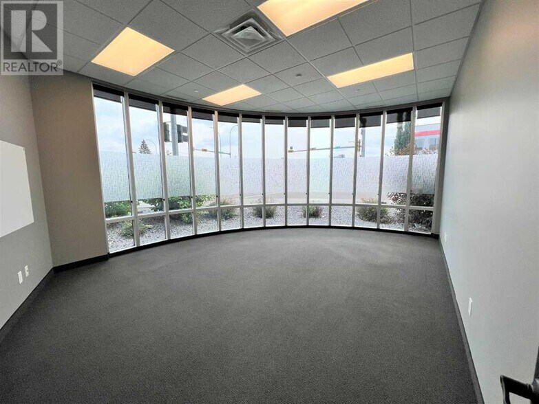 More Photos Of 5002 55th St, Red Deer Office For Lease