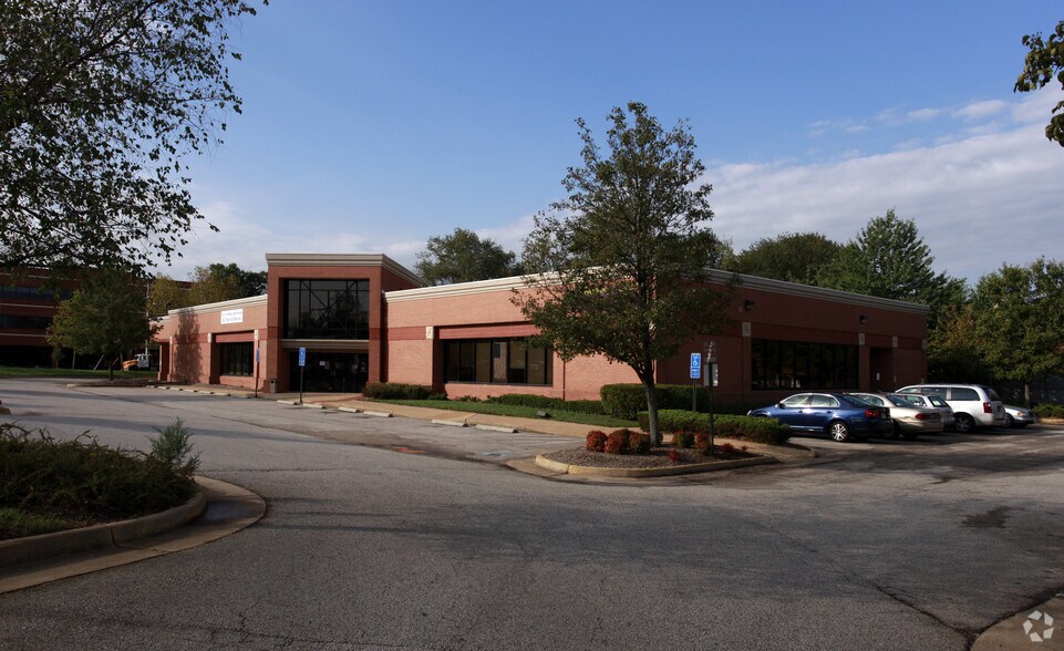 More Photos Of 6708 Backlick Rd, Springfield Bank For Lease