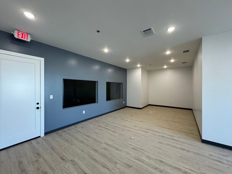 More Photos Of 6723 W Interstate 30, Royse City Unknown For Lease