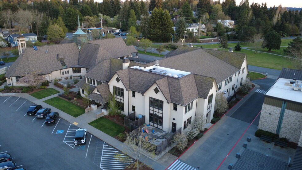 More Photos Of 8398 NE 12th St, Medina Religious Facility For Lease