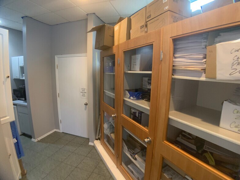 More Photos Of 13191 Starkey Rd, Largo Medical For Sale