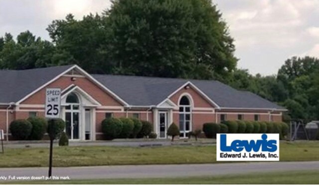 More Photos Of 8790 E Market St, Warren Medical For Sale