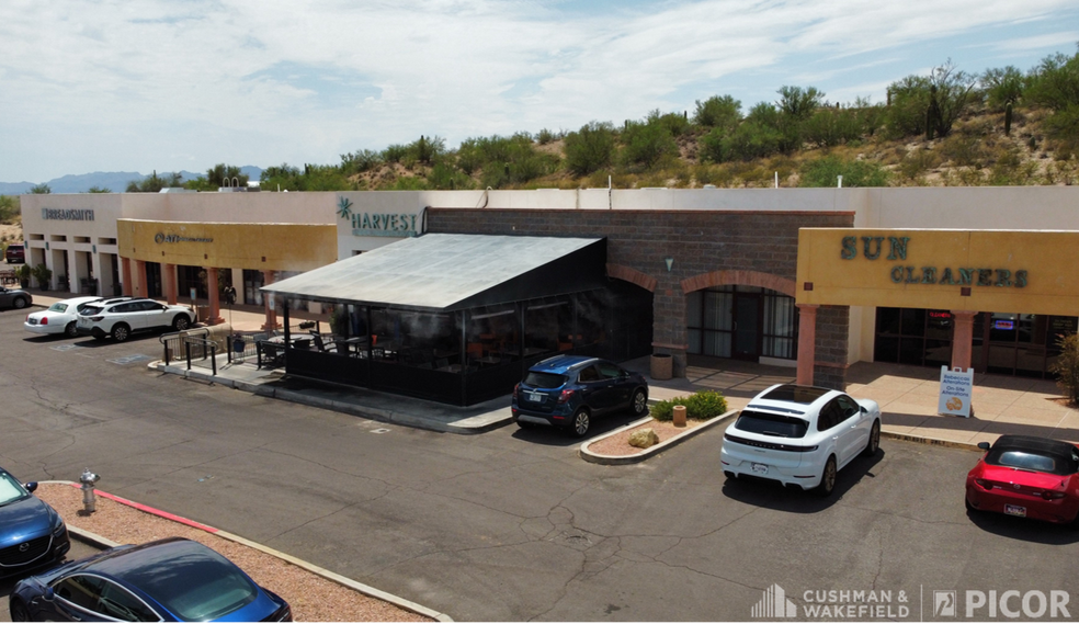 More Photos Of 10355 N La Canada Dr, Tucson Storefront For Lease