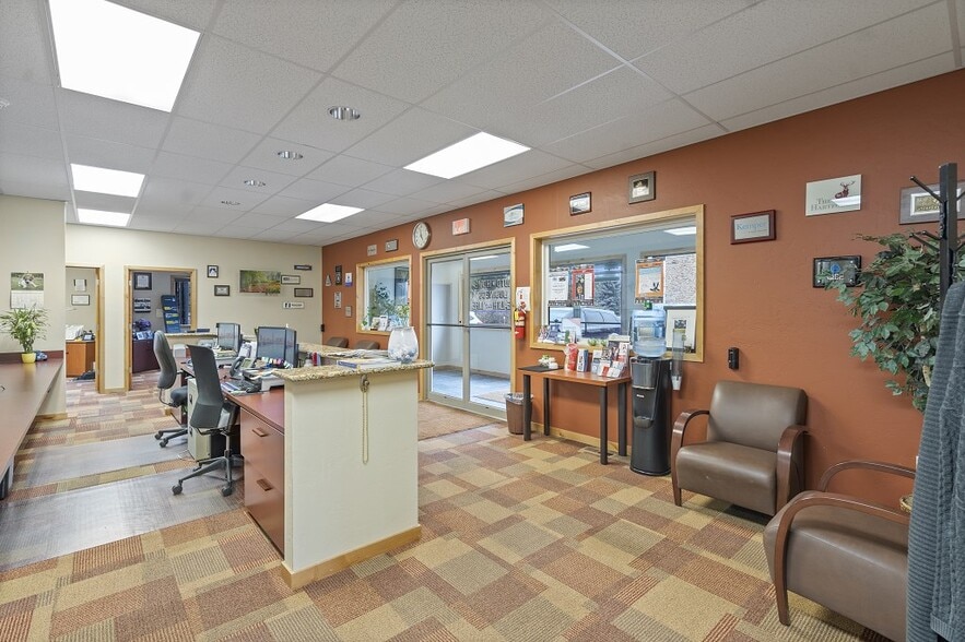 More Photos Of 33 Village Loop Rd, Kalispell Medical For Lease