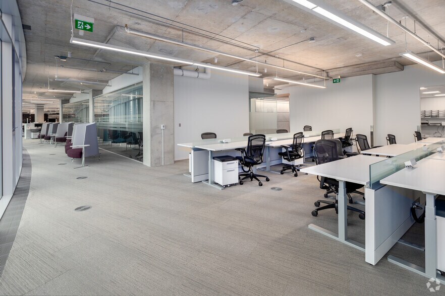 More Photos Of 7070 Derrycrest Dr, Mississauga Office For Lease