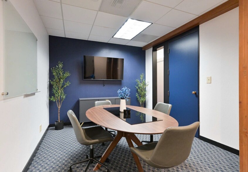 More Photos Of 851 Irwin St, San Rafael Office For Sale