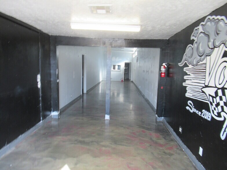 More Photos Of 1212 N Wilmington Ave, Compton Storefront For Lease