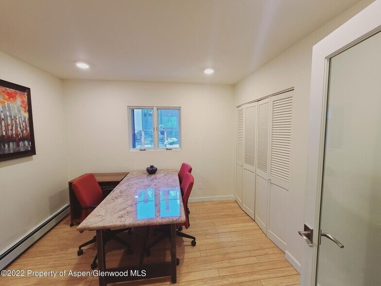 More Photos Of 117 S Spring St, Aspen Loft Creative Space For Sale