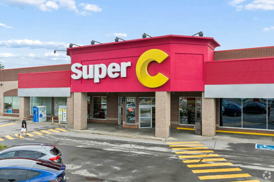 More Photos Of 5333 Boul Laurier, Terrebonne Unknown For Lease