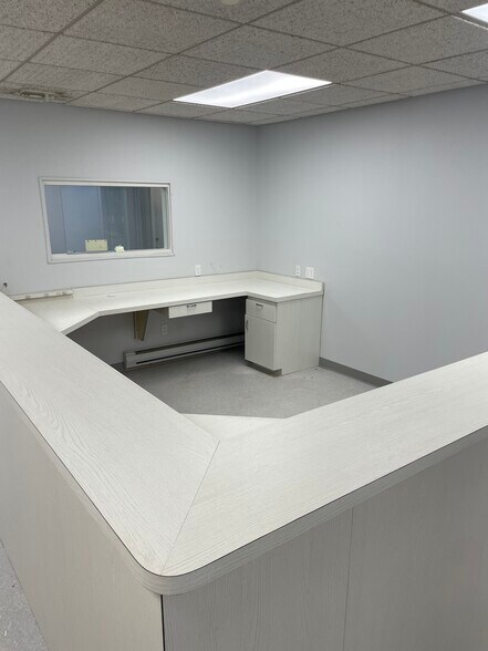 More Photos Of 7 Medical Dr, Port Jefferson Station Medical For Lease