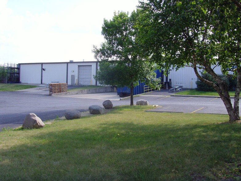 More Photos Of 1167 S 4th Ave, Sidney Manufacturing For Lease