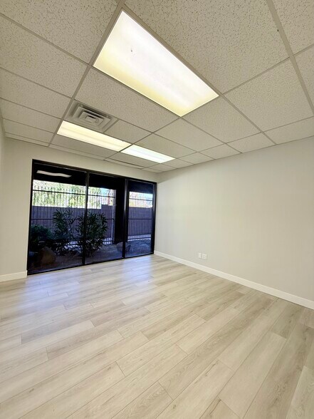 More Photos Of 4144 N 44th St, Phoenix Office For Lease