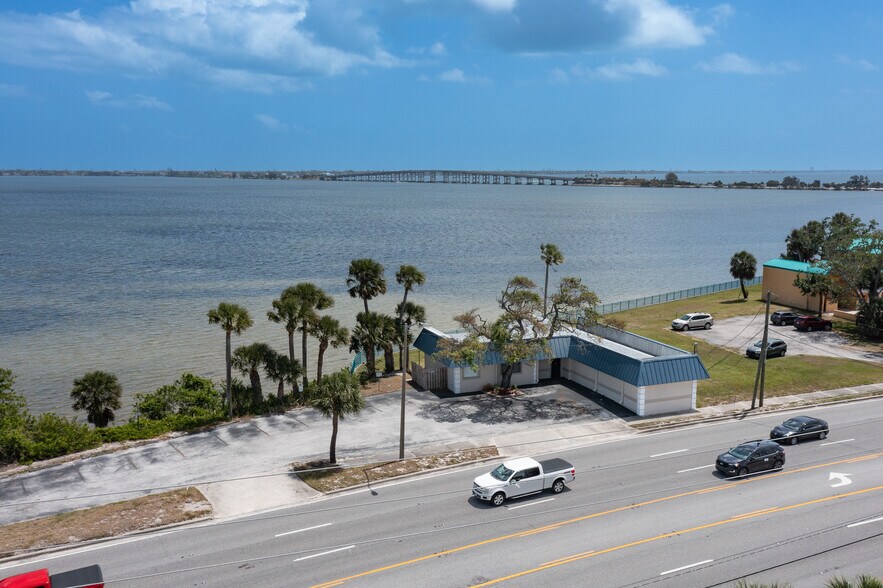 Primary Photo Of 1331 S Harbor City Blvd, Melbourne Office Residential For Sale