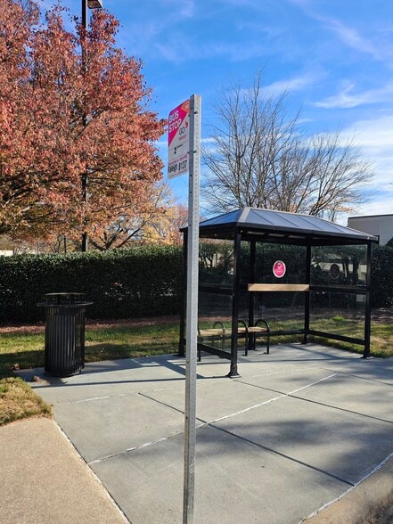 More Photos Of 701 Mutual Ct, Raleigh Office For Sale