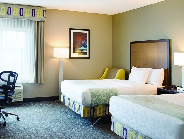 More Photos Of 957 Cedar Lake Rd, Biloxi Hotel For Sale