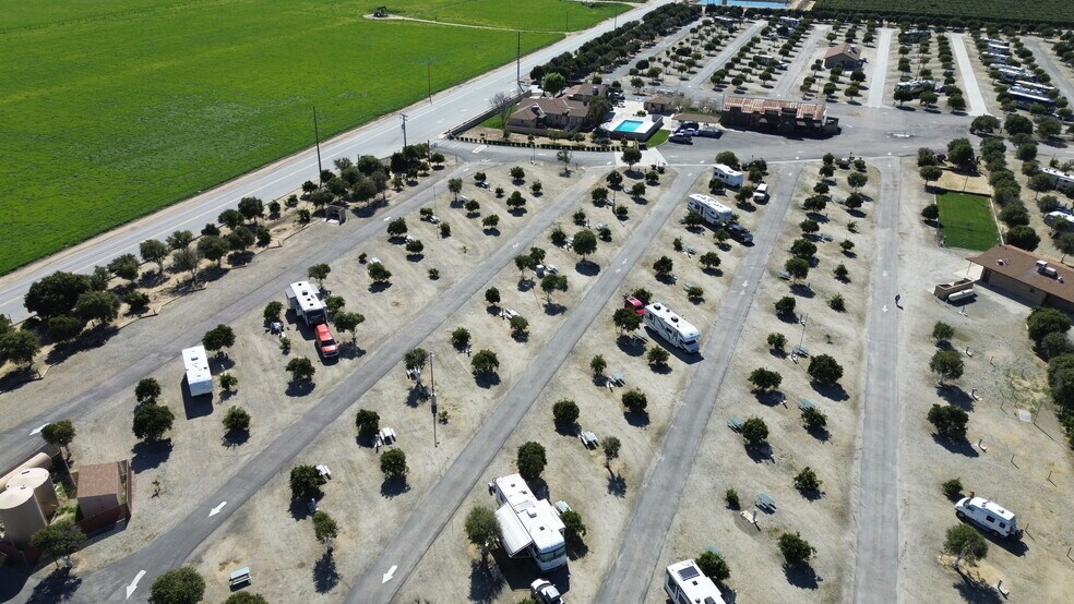 More Photos Of 1452 S Edison Rd, Bakersfield Trailer Camper Park For Sale