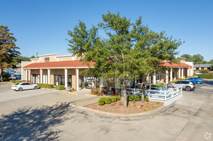 More Photos Of 8020-8058 S Yale Ave, Tulsa Unknown For Lease