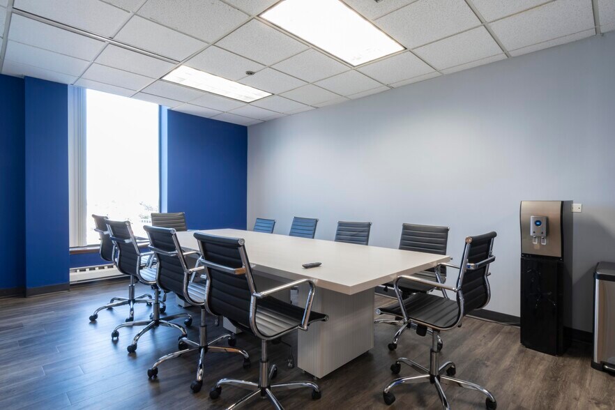 More Photos Of 1699 Wall St, Mount Prospect Office For Lease