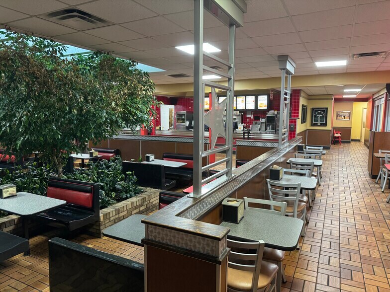 More Photos Of 5212 Silver Star Rd, Orlando Fast Food For Sale