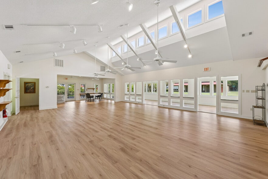 More Photos Of 205 Coosaw Way, Ridgeland Lodge Meeting Hall For Sale