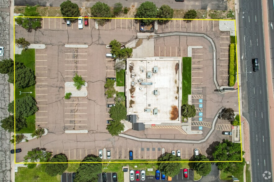 More Photos Of 4925 N Academy Blvd, Colorado Springs General Retail For Sale