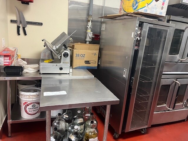 More Photos Of 425 E Foothill Blvd, Azusa Restaurant For Lease