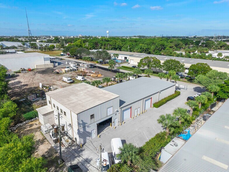 More Photos Of 1133 53rd Ct N, Mangonia Park Warehouse For Sale