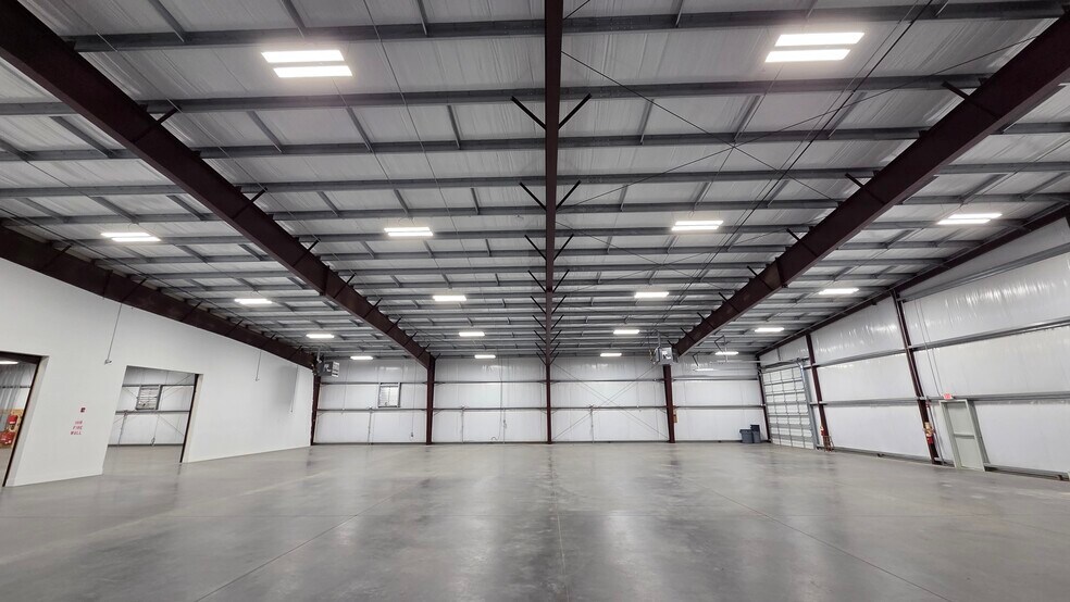 More Photos Of 3663 Southland Dr, Flowery Branch Warehouse For Sale