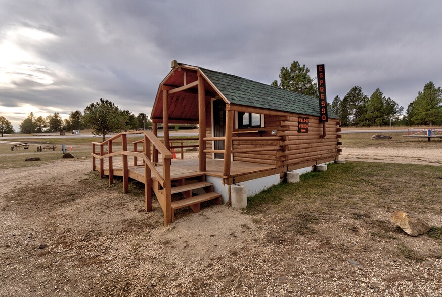 More Photos Of 1116 N 5th St, Custer Trailer Camper Park For Sale