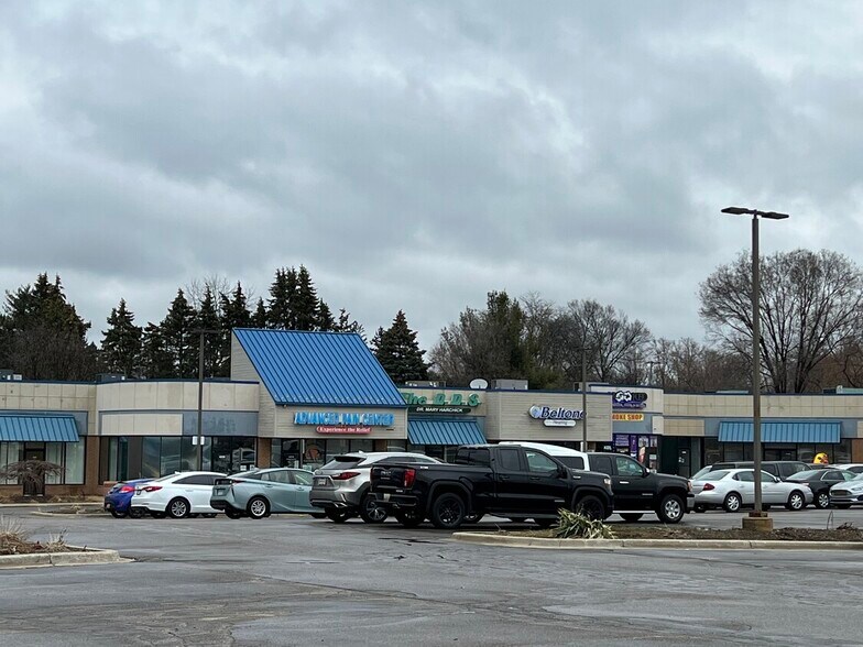 More Photos Of 4174-4246 Pontiac Lake Rd, Waterford Unknown For Lease
