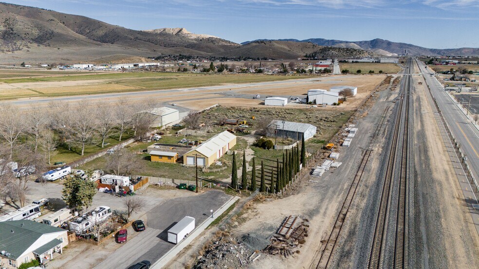 More Photos Of 609 E H St, Tehachapi Warehouse For Sale
