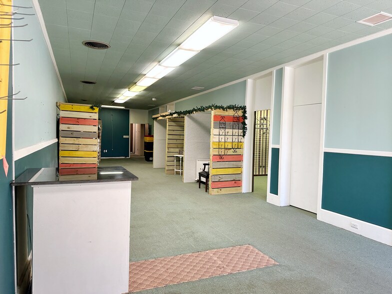 More Photos Of 105 N Main St, Atmore Office For Sale
