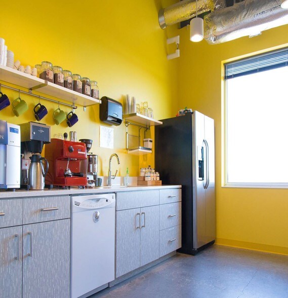 More Photos Of 404 Hunt St, Durham Office For Lease