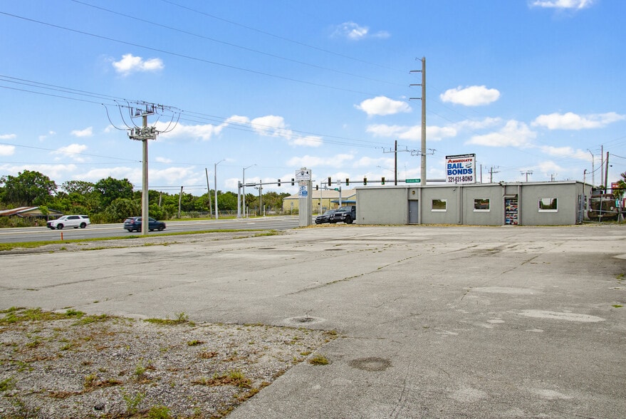 More Photos Of 3535-3555 N Highway 1, Cocoa Serviced Offices For Sale