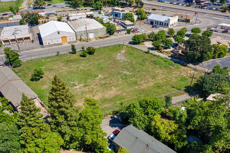 More Photos Of 952 Market St, Yuba City Land For Sale