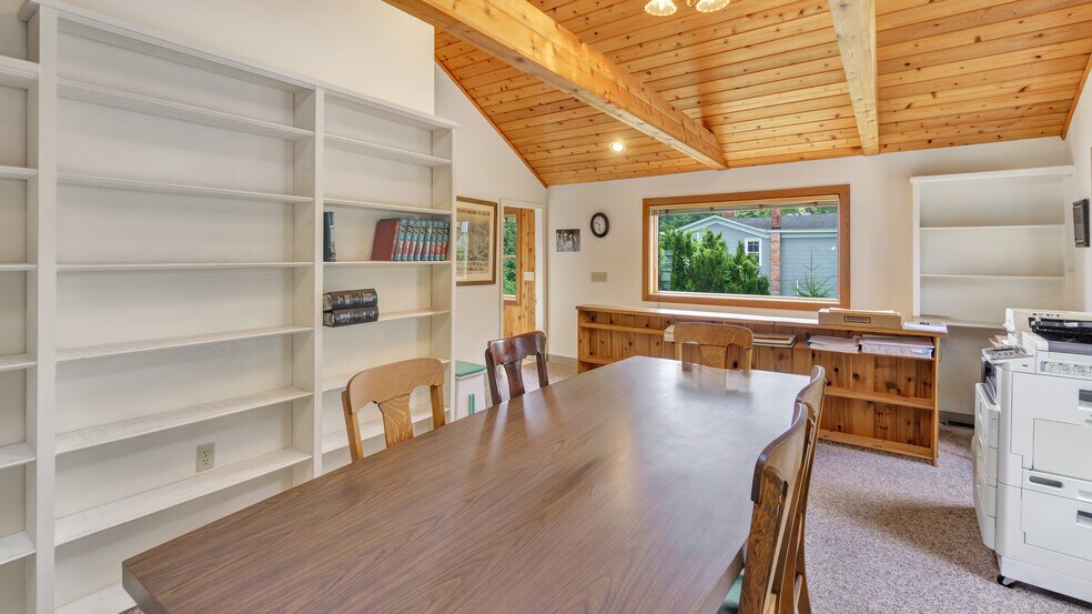 More Photos Of 616 Roanoke Ave, Riverhead Office Residential For Sale