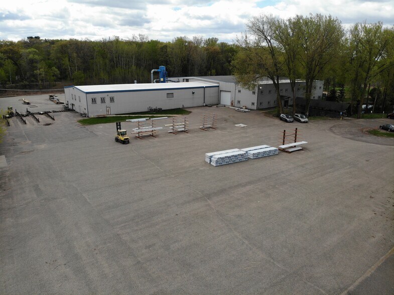 More Photos Of 4000 Labore Rd, Vadnais Heights Manufacturing For Sale