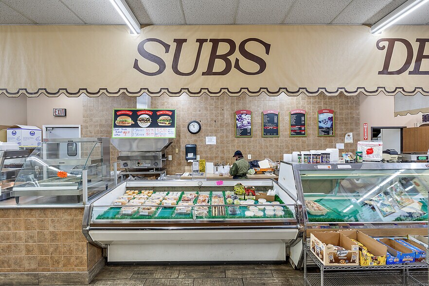 More Photos Of 5625-5655 18 Mile Rd, Sterling Heights Storefront For Sale