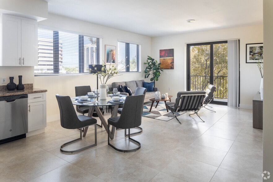 More Photos Of 1091 Galiano St, Coral Gables Apartments For Sale