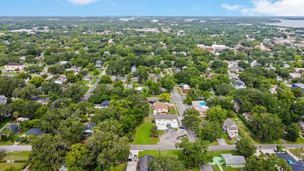 More Photos Of 509 E 7th St, Sanford Convenience Store For Sale