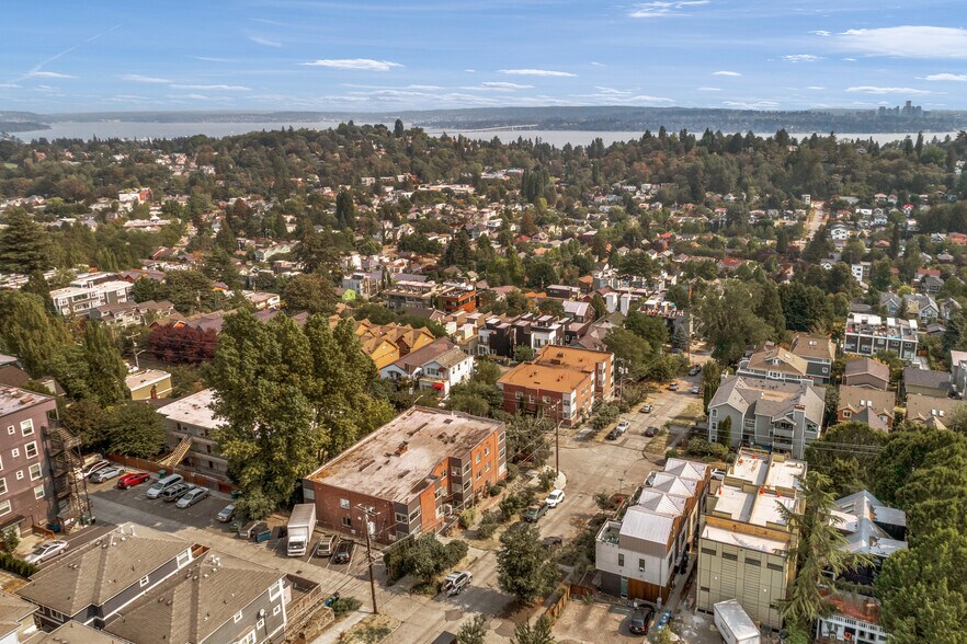 More Photos Of 2424 E Denny Way, Seattle Apartments For Sale