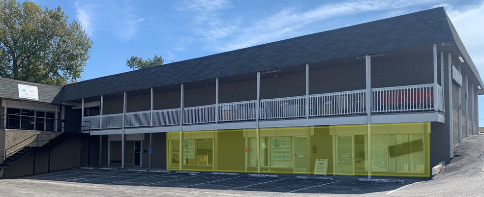 More Photos Of 216-326 Sonderen St, O'Fallon Office For Lease