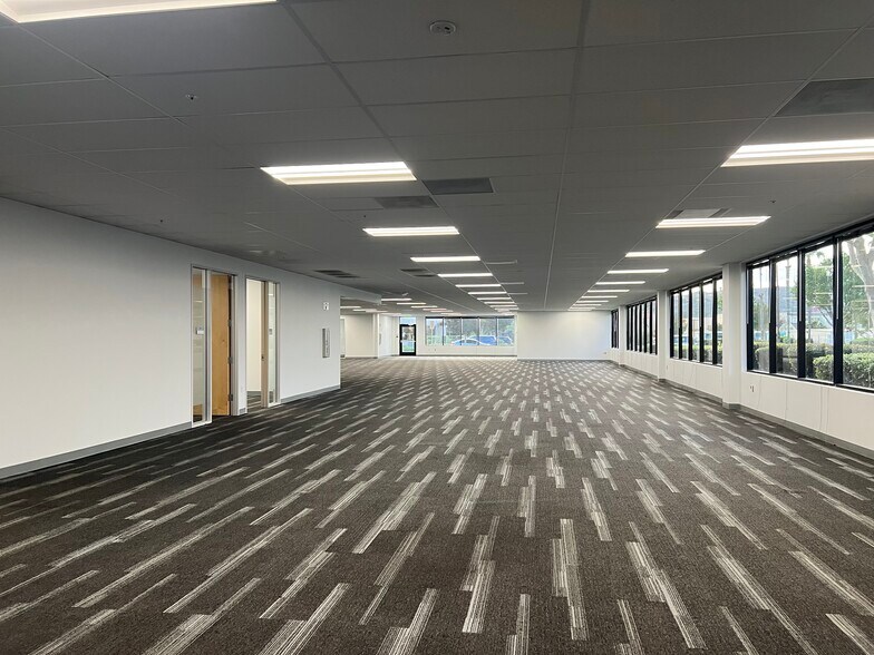 More Photos Of 18635 Sutter Blvd, Morgan Hill Research And Development For Lease