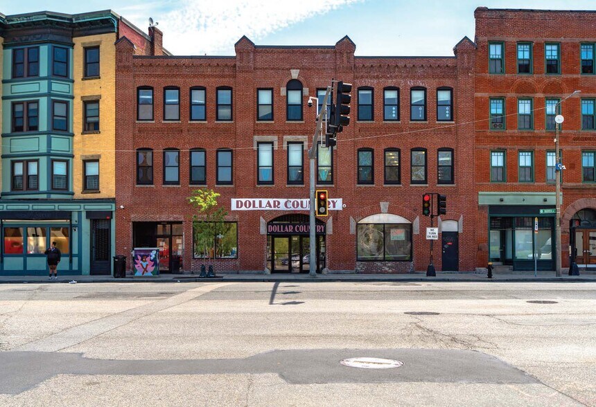 Primary Photo Of 384 Warren St, Roxbury Storefront For Sale