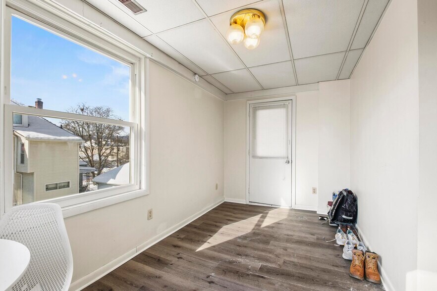 More Photos Of 37 Pierce St, Kingston Multifamily For Sale