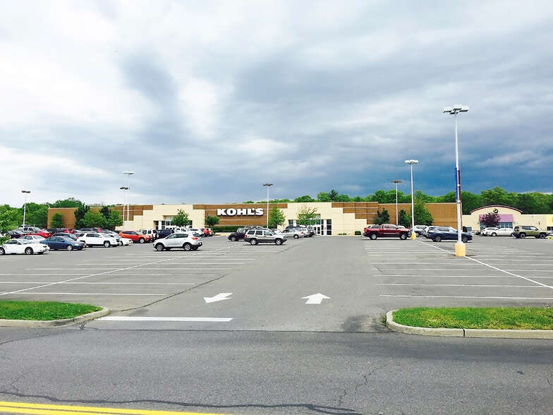 More Photos Of 800 Miron Ln, Kingston Unknown For Lease