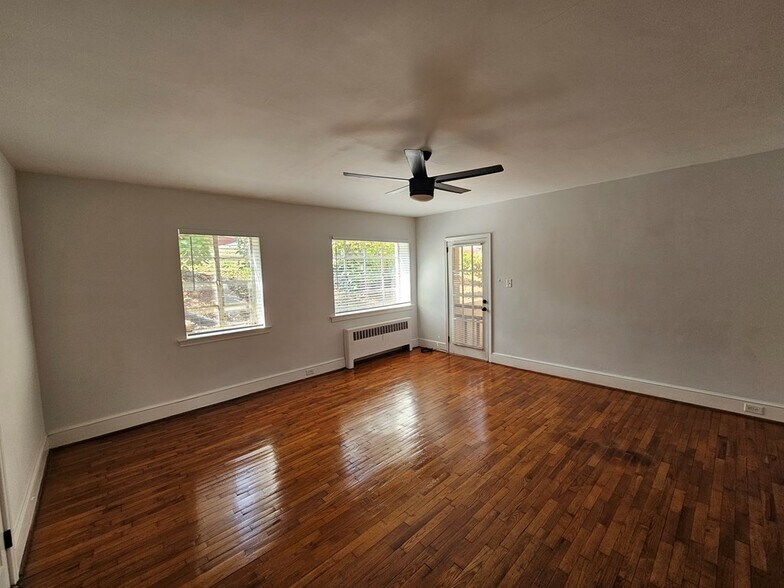 More Photos Of 101 Marshall Ter, Danville Apartments For Sale