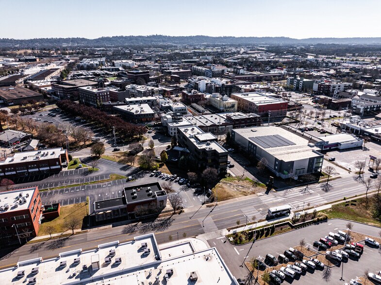 More Photos Of Downtown Chattanooga, TN, Chattanooga Medical For Sale